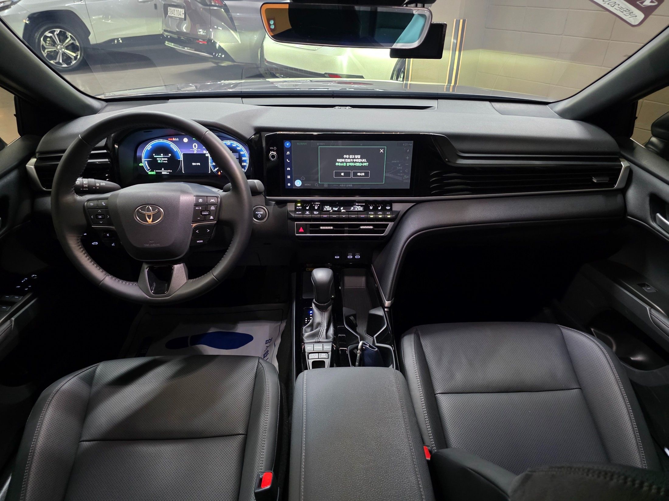 Xv80 TOYOTA CAMRY XV80 2025 | Loginet
