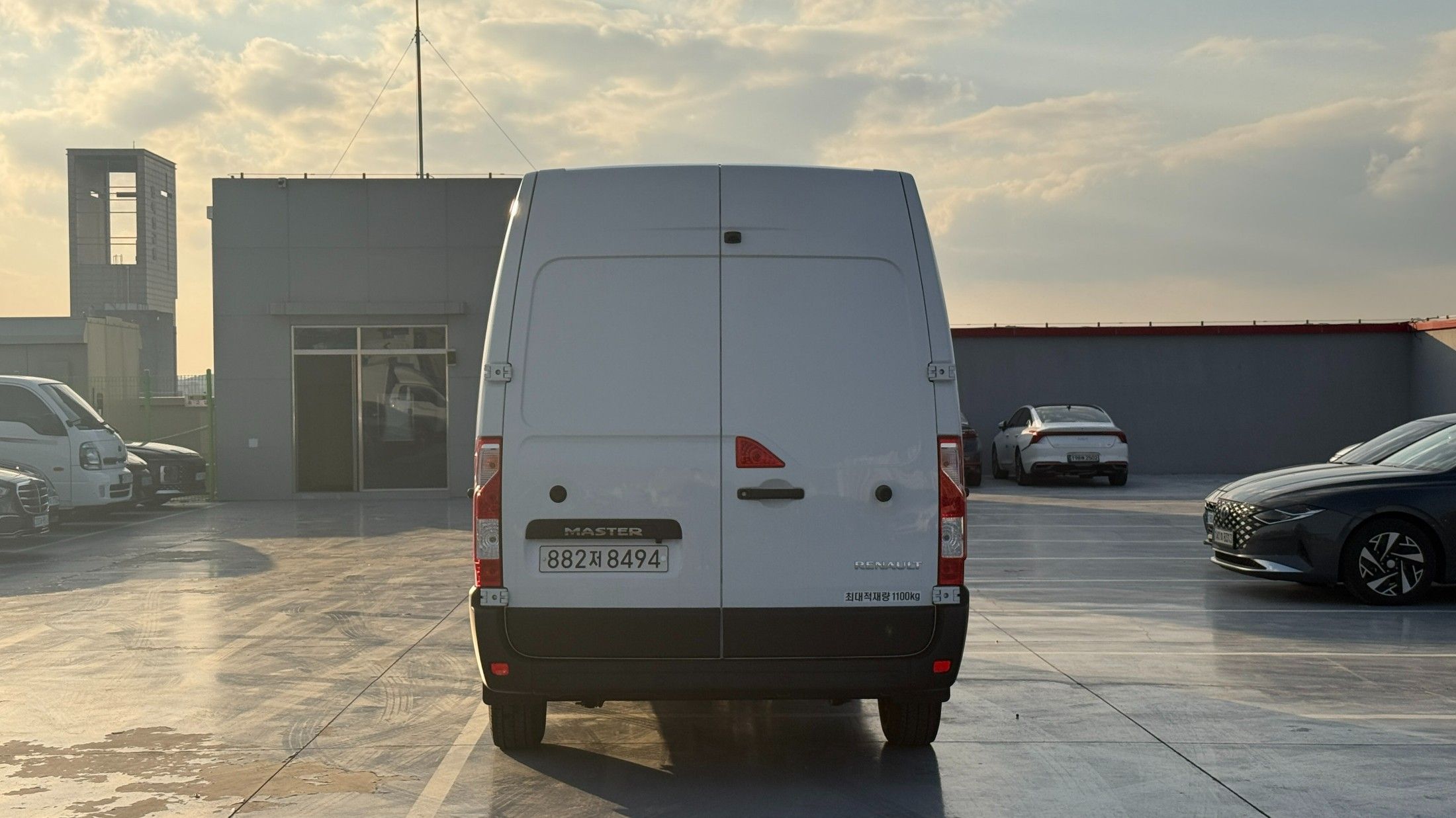 Samun Master SAMSUNG MASTER 2024 - 118 km | Korean Used Car Stock | Loginet