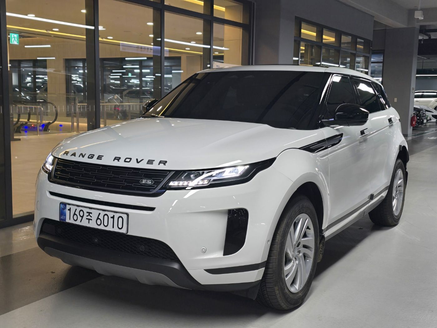 LAND ROVER RANGE ROVER EVOQUE 2024 | Loginet