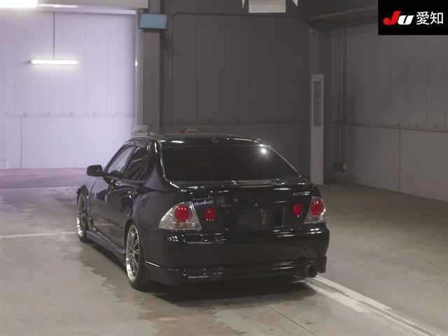 TOYOTA ALTEZZA 2003 - 105000 km | Japanese Used Car Stock | Loginet