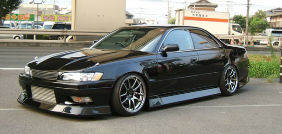 TOYOTA CRESTA